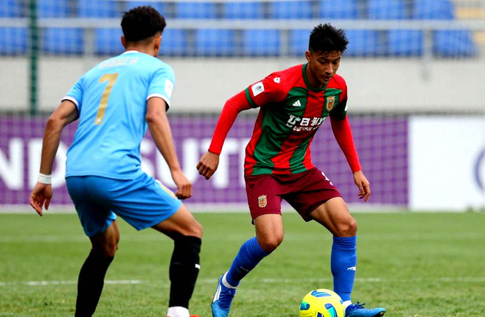 পিএসভির ভাঙা তীর: নয় নম্বর ছাড়া একটা দল নিজেকে কতটা চেনে পিএসভির ভাঙা তীর: নয় নম্বর ছাড়া একটা দল নিজেকে কতটা চেনে