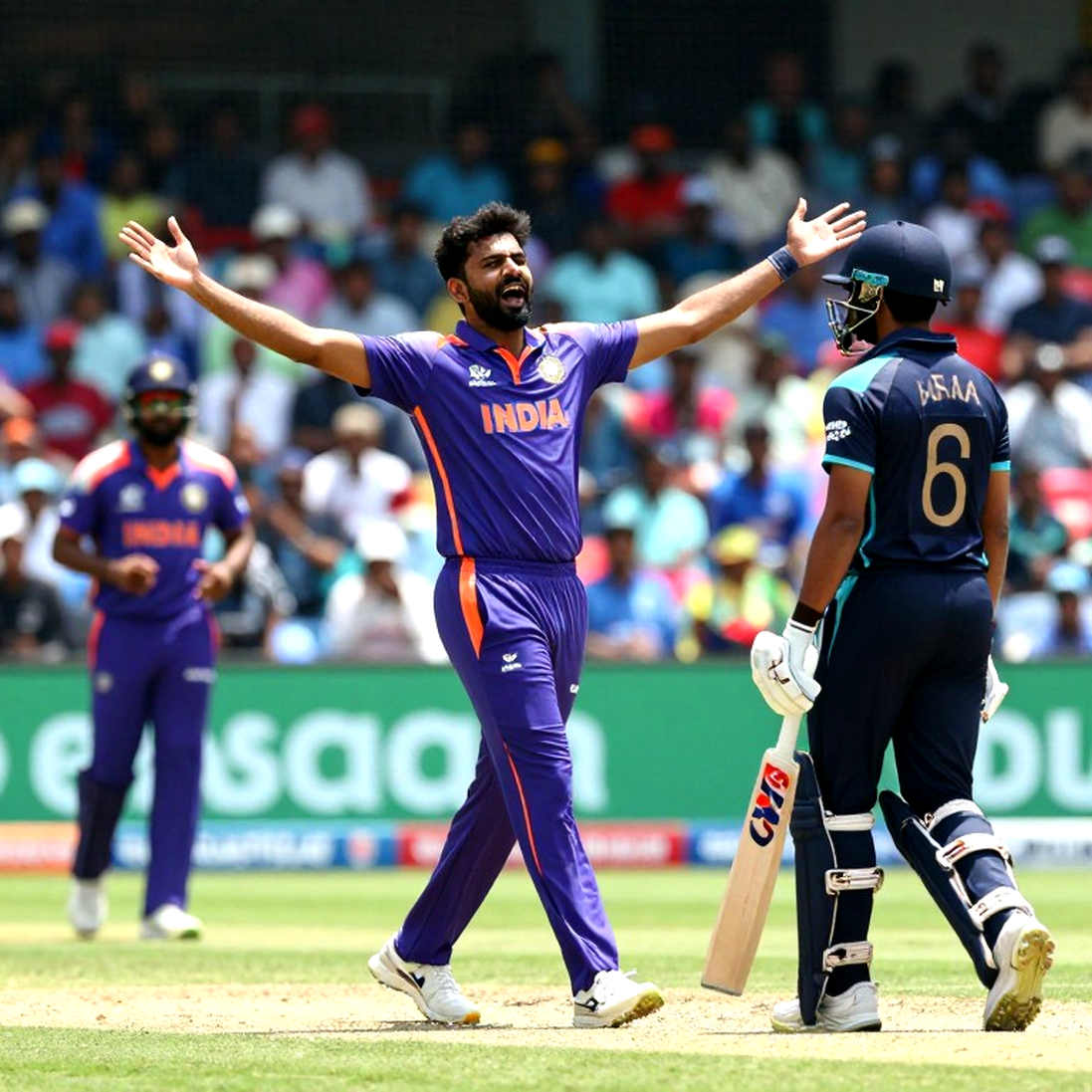 যে ডেটা কিছুই বলে না: ক্রিকেট অ্যানালিটিক্সের খালি পাতা আর চোখের পরীক্ষার হাসি যে ডেটা কিছুই বলে না: ক্রিকেট অ্যানালিটিক্সের খালি পাতা আর চোখের পরীক্ষার হাসি