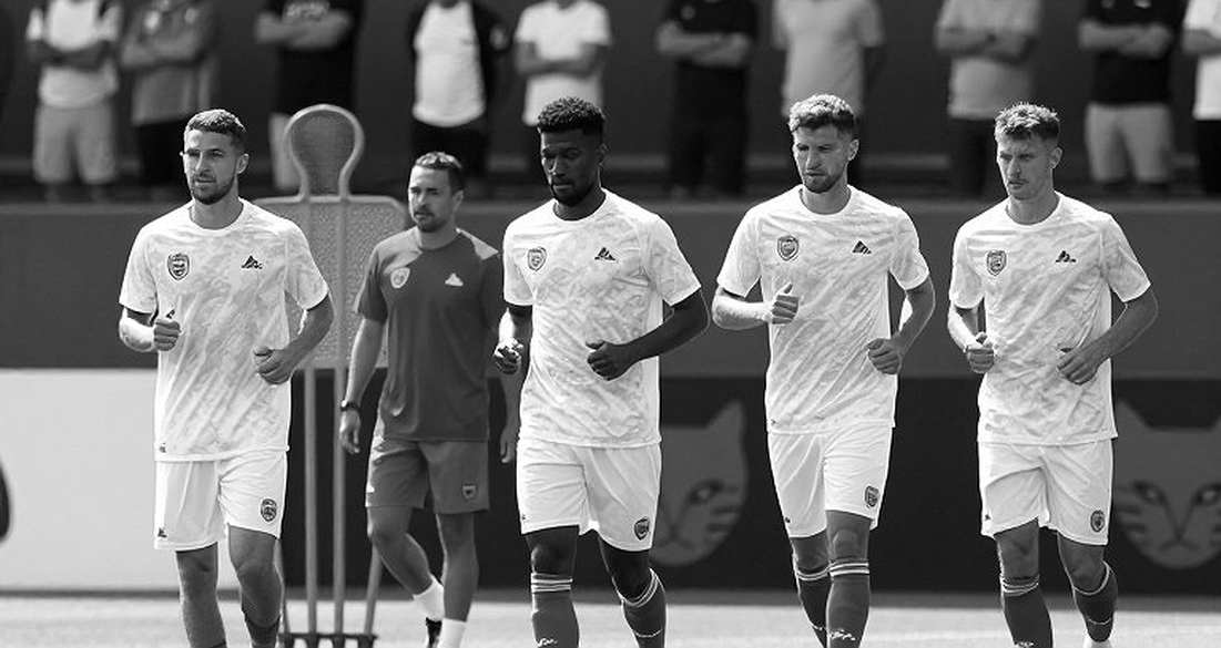Ninety-Plus-Two in Amsterdam: A Late Volley and the Unfinished Draft of a New Team