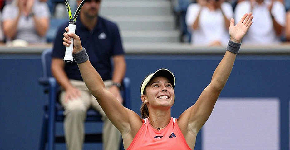 Swiatek's 7-0 Tiebreak: From Beijing, One Step Toward Serena's 148 Swiatek's 7-0 Tiebreak: From Beijing, One Step Toward Serena's 148