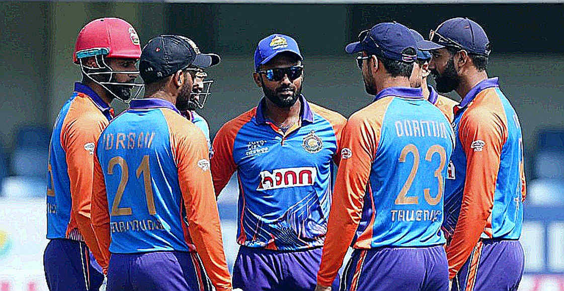 ২১ থেকে ৩০ ওভার: ঢাকার ল্যাবে ধরা পড়া এশিয়ার মাঝ-ওভারের জ্যামিতি ২১ থেকে ৩০ ওভার: ঢাকার ল্যাবে ধরা পড়া এশিয়ার মাঝ-ওভারের জ্যামিতি